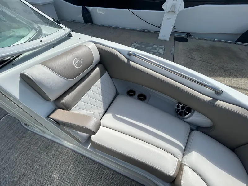 Slide: The Image of Crownline Boats 235 ESX 2022 - 23