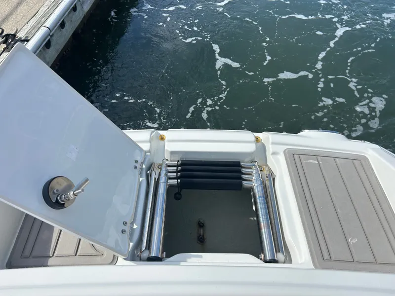 Slide: The Image of Crownline Boats 235 ESX 2022 - 25