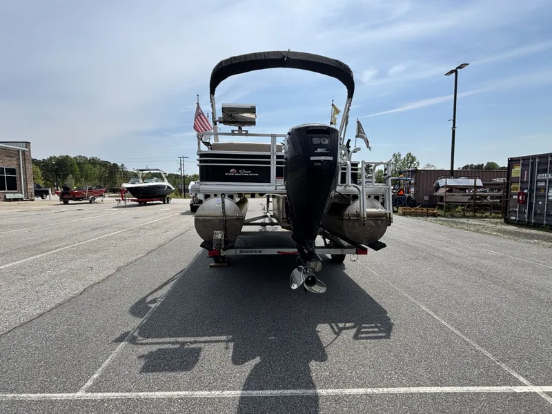 Slide: The Image of Sun Tracker Fishin Barge 20DLX w/Mercury 90ELPT CT 90HP - 4 - Stroke Engine 2020 - 3
