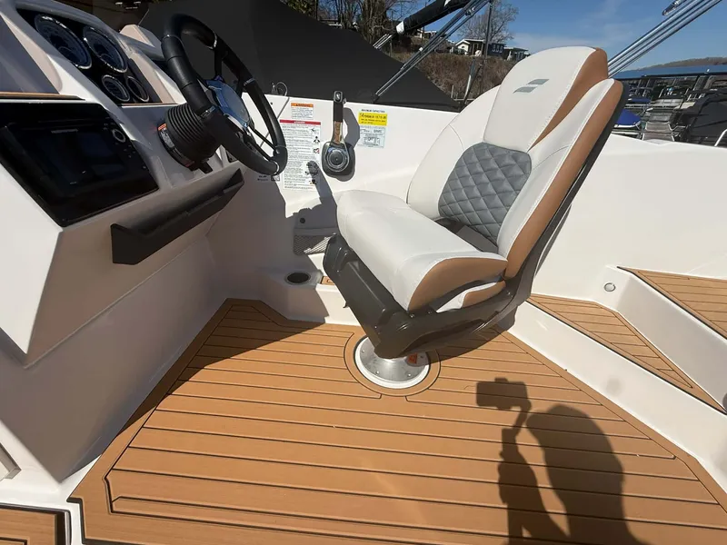 Slide: The Image of Starcraft svx 211 2026 - 10