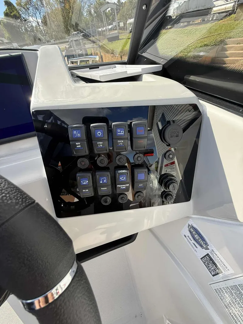 Slide: The Image of Starcraft SVX 230 2026 - 11