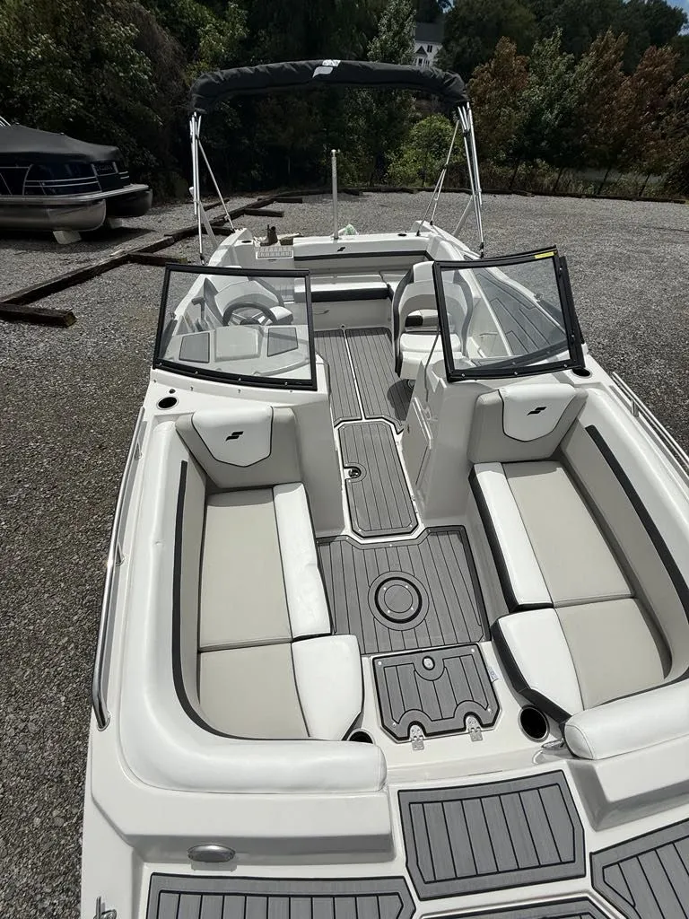 Slide: The Image of Starcraft SVX 210 2024 - 17