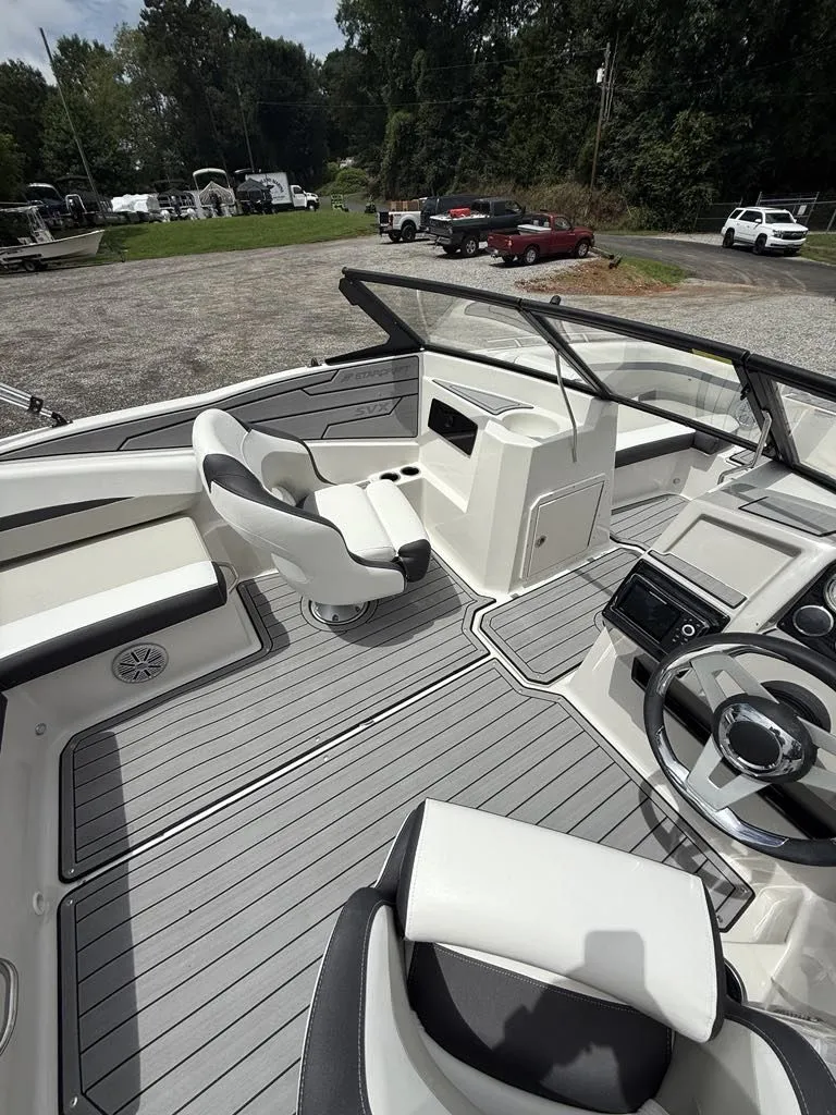 Slide: The Image of Starcraft SVX 210 2024 - 7