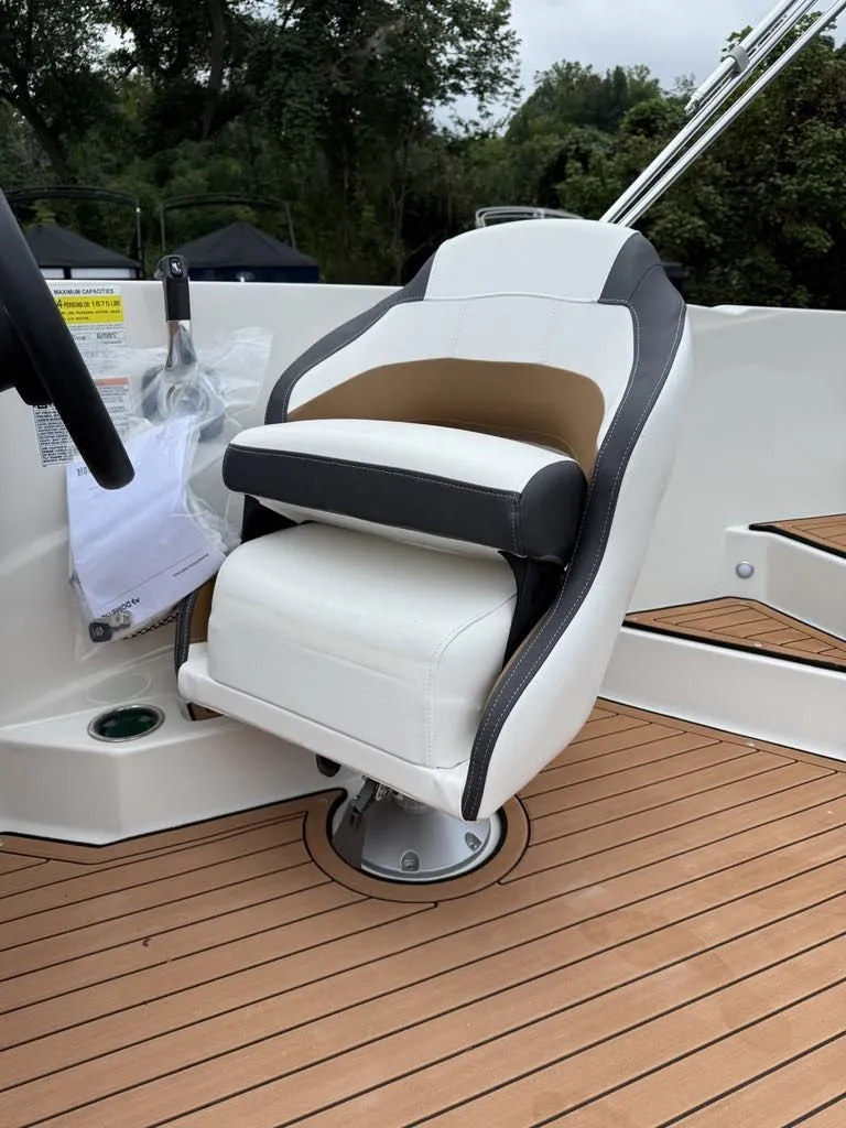 Slide: The Image of Starcraft SVX 211 OB 2024 - 20