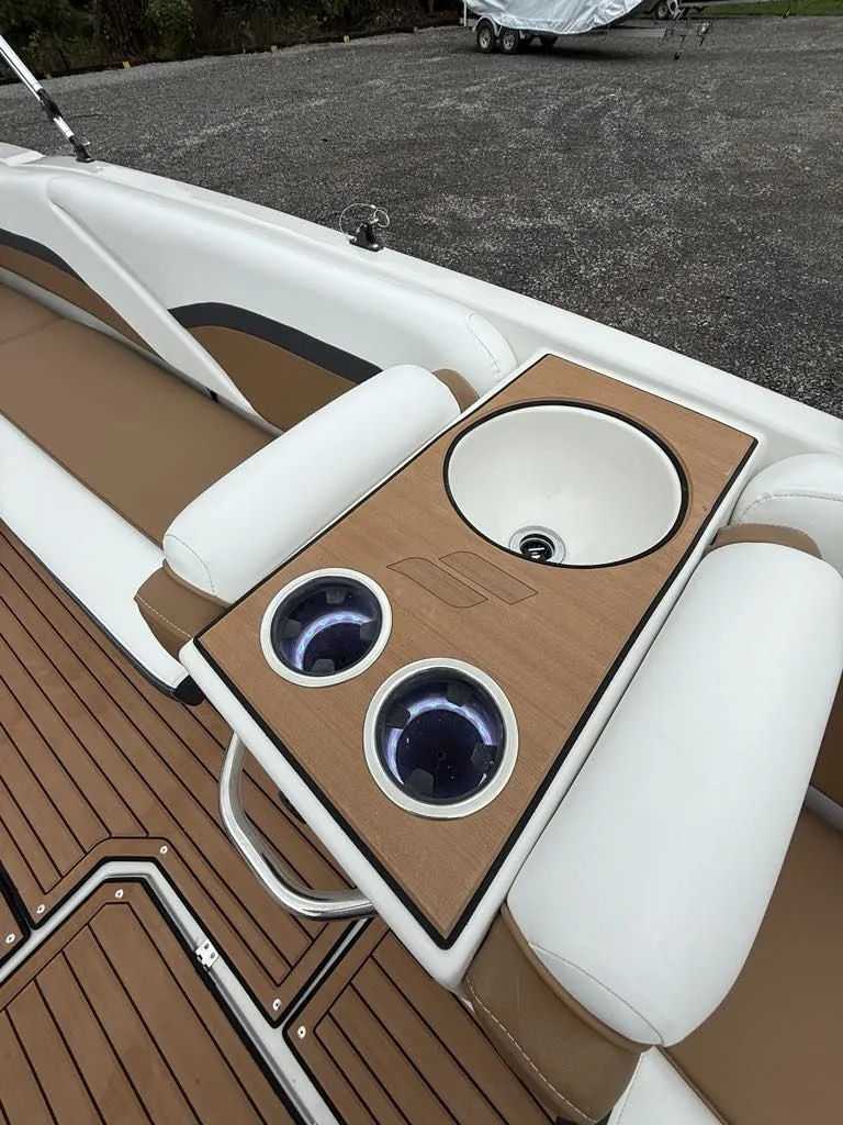 Slide: The Image of Starcraft SVX 211 OB 2024 - 21