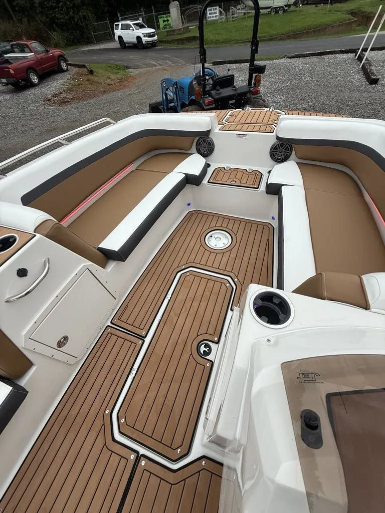 Slide: The Image of Starcraft SVX 211 OB 2024 - 3