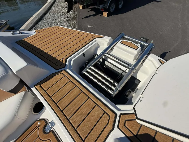 Slide: The Image of Starcraft SVX 191 OB 2023 - 22