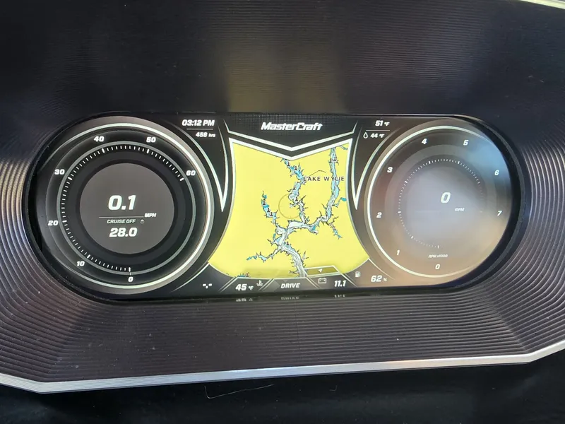 Slide: The Image of MasterCraft XT22 2018 - 17