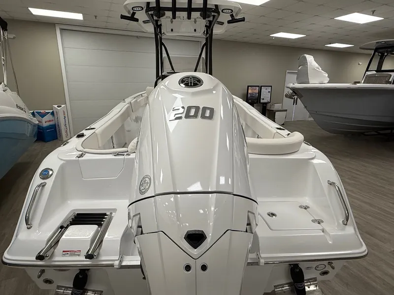 Slide: The Image of Sea Hunt Ultra 234 2026 - 7