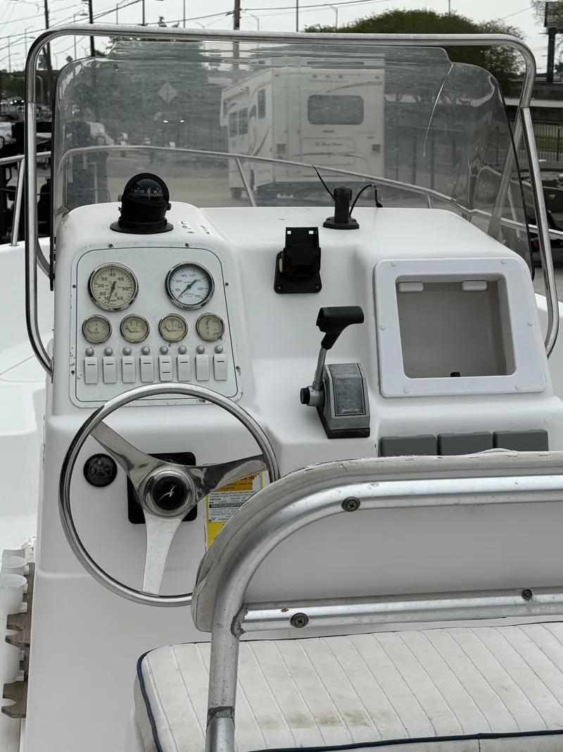 Slide: The Image of Pro-Line 22 Cc 2001 - 11