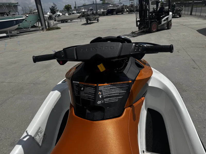 Slide: The Image of Sea-Doo GTX 155 2014 - 5