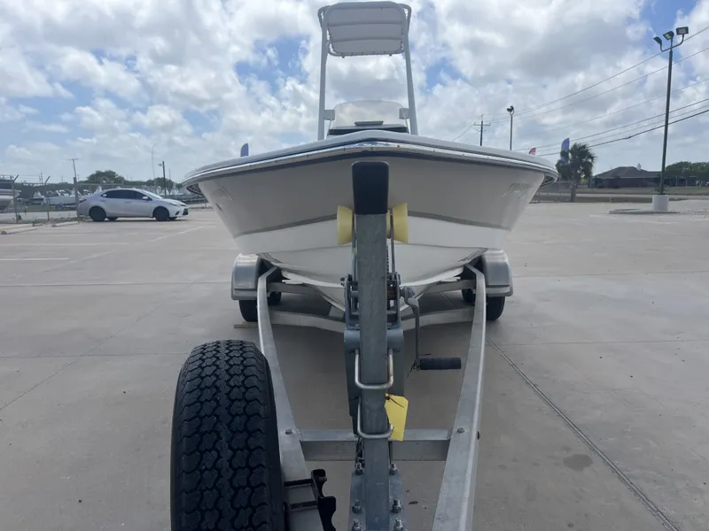 Slide: The Image of Blazer 2200 GTS 2017 - 5