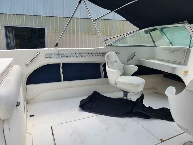 Slide: The Image of Sea Ray 180 1999 - 6