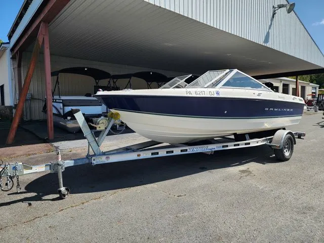 The Image of Bayliner 195 Discovery 2012 - 1