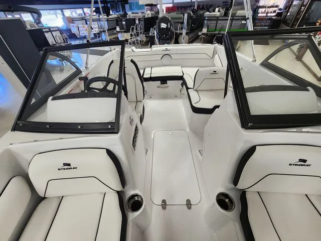 Slide: The Image of Stingray 172 DC 2026 - 6