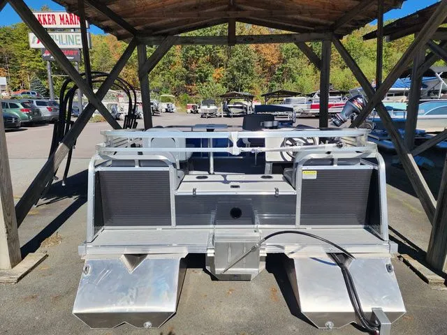 Slide: The Image of Paddle King Lo-Pro Cruiser Floor Plan 4 2026 - 5