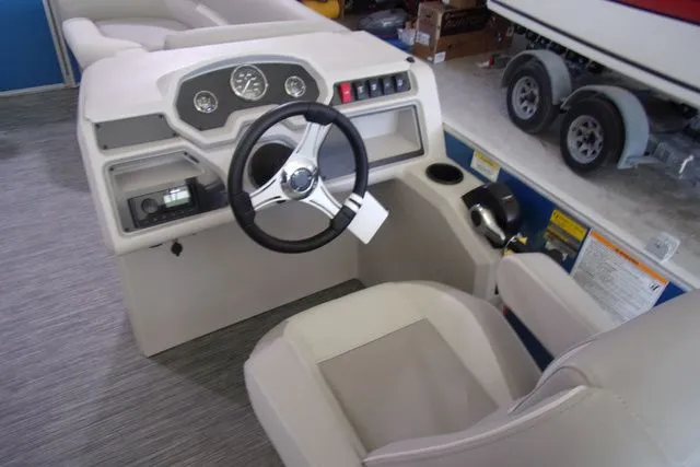 Slide: The Image of Sweetwater Xperience 2286 SBX 2024 - 14