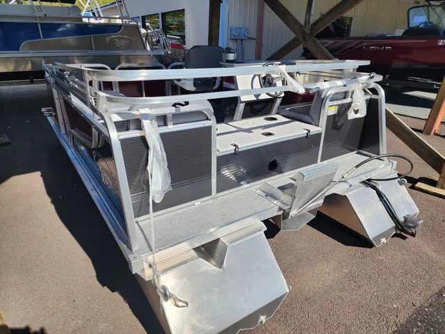 Slide: The Image of Paddle King Lo Pro Angler 2026 - 5