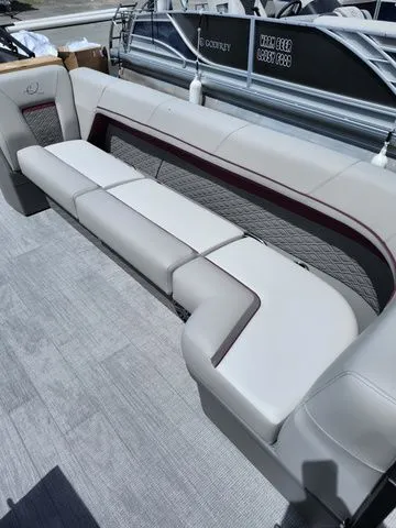 Slide: The Image of Qwest L- CLASS SPLASH PAD 24 2026 - 10