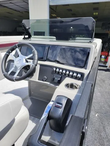 Slide: The Image of Qwest L- CLASS SPLASH PAD 24 2026 - 9