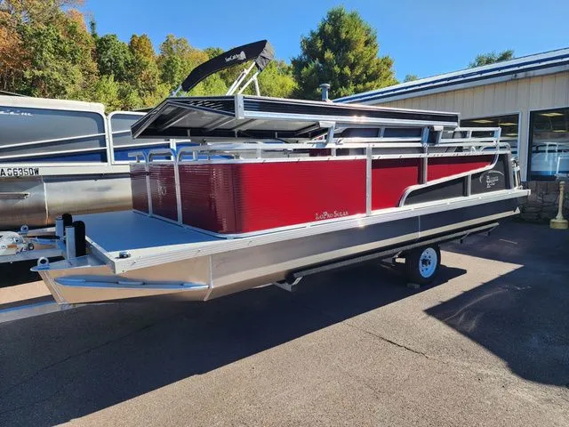 The Image of Paddle King Lo Pro SOLAR - Cruise and Charge at the Same Time! 2026 - 1