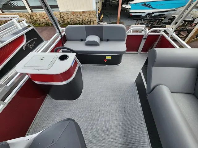 Slide: The Image of Paddle King Lo Pro SOLAR - Cruise and Charge at the Same Time! 2026 - 11