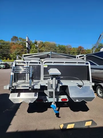 Slide: The Image of Paddle King Lo Pro SOLAR - Cruise and Charge at the Same Time! 2026 - 3