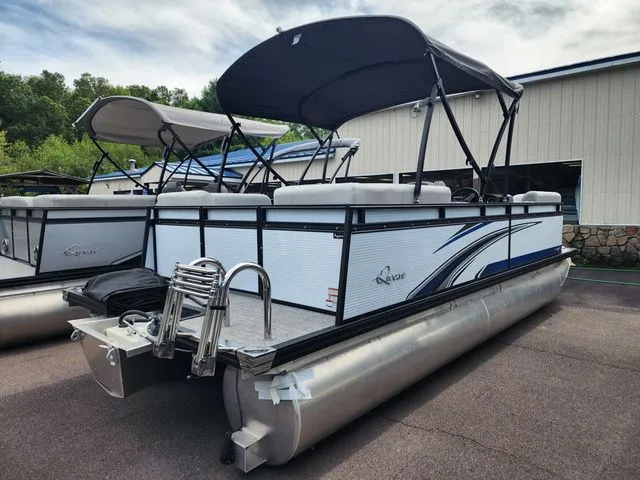 Slide: The Image of Qwest E-Class RLS E20 LT 2024 - 5