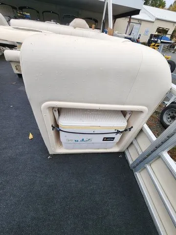 Slide: The Image of Godfrey Sweetwater 2222 DT 2004 - 7