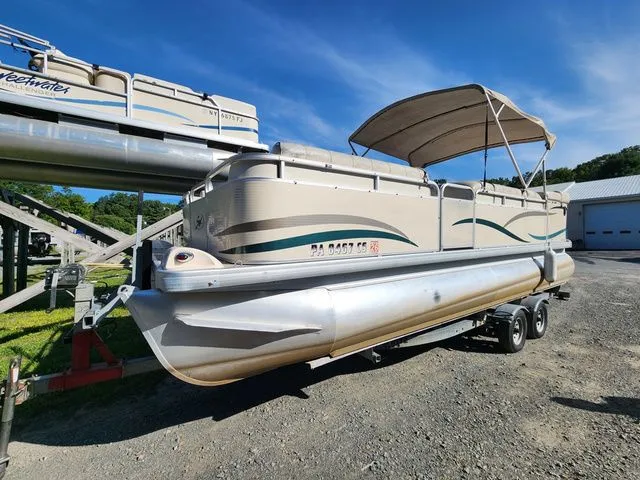 The Image of Godfrey Sweetwater 2221 SC 2004 - 1