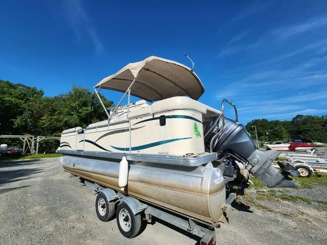 Slide: The Image of Godfrey Sweetwater 2221 SC 2004 - 3