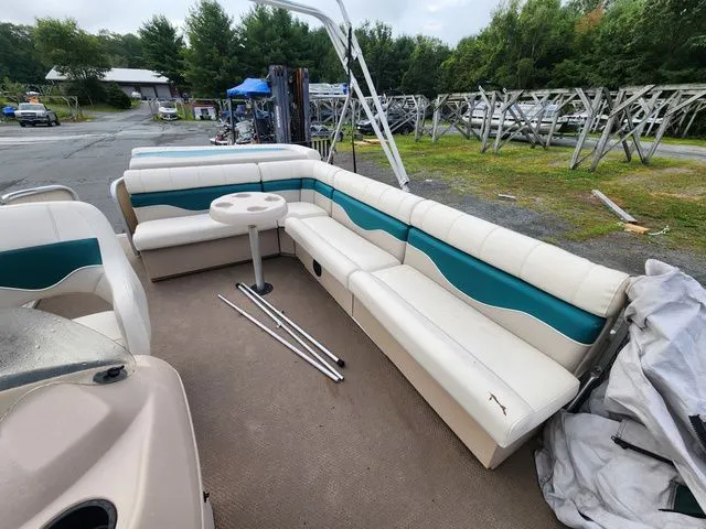 Slide: The Image of Godfrey Tuscany 2000 Pontoon - DEAL PENDING 2004 - 9