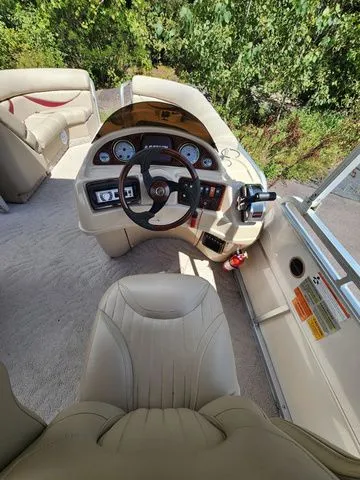 Slide: The Image of South Bay 800 Series 822CR Pontoon 2008 - 8