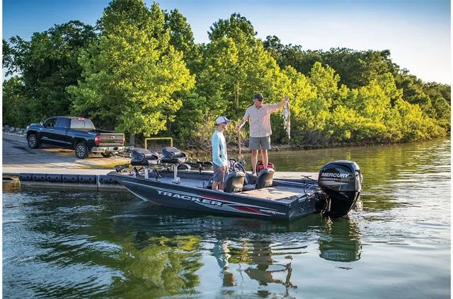 Slide: The Image of Tracker Pro Team 175 TF 2022 - 9