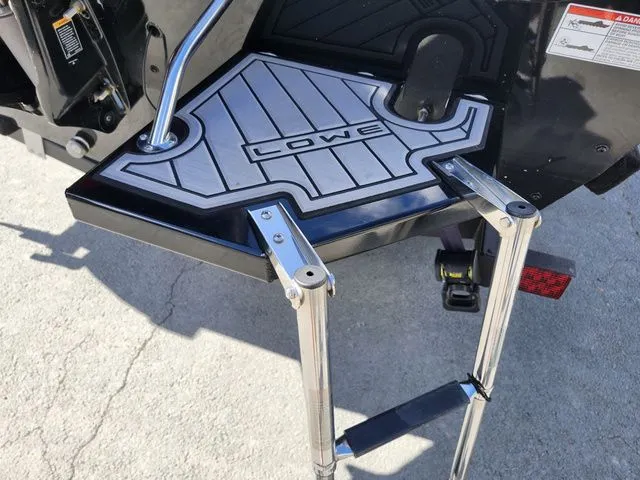 Slide: The Image of Lowe FS1900 2024 - 3