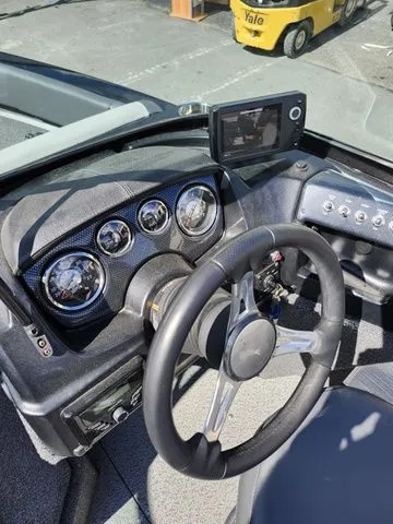 Slide: The Image of Lowe FS1900 2024 - 5