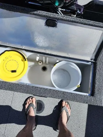 Slide: The Image of Lowe FS1900 2024 - 7