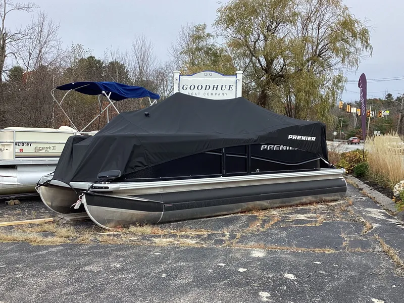 The Image of Premier 200 SUNSCAPE RE-CL 2025 - 1