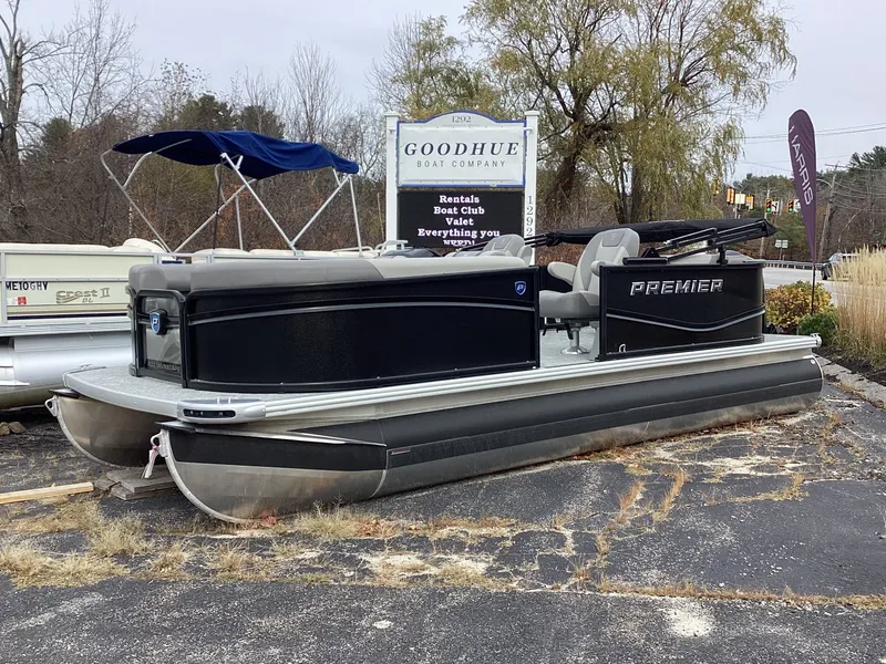 Slide: The Image of Premier 200 SUNSCAPE RE-CL 2025 - 5