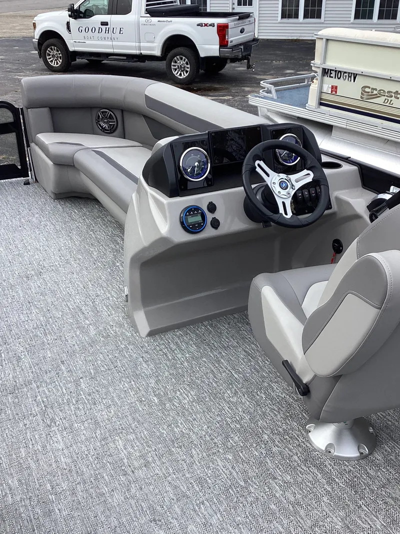 Slide: The Image of Premier 200 SUNSCAPE RE-CL 2025 - 6