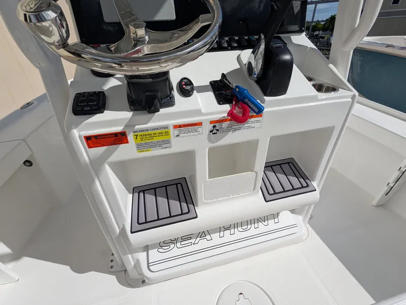 Slide: The Image of Sea Hunt BX 22 BR 2023 - 10