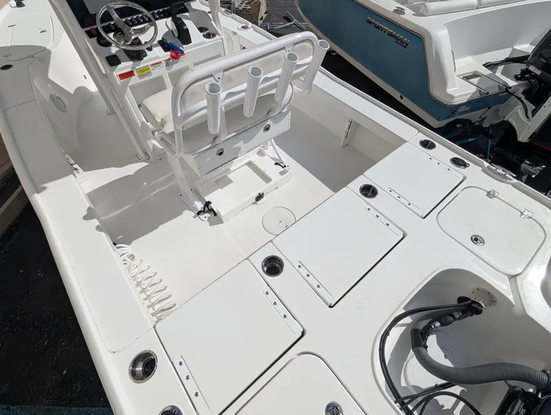 Slide: The Image of Sea Hunt BX 22 BR 2023 - 16