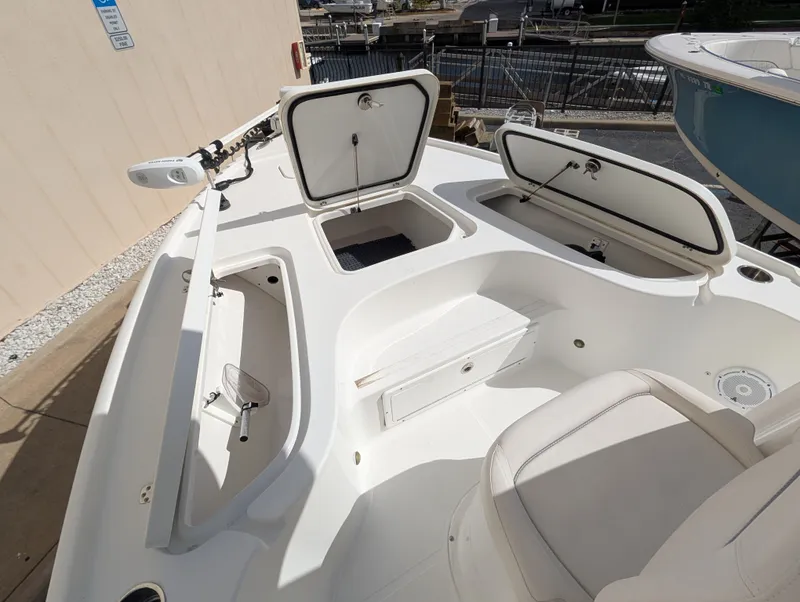 Slide: The Image of Sea Hunt BX 22 BR 2023 - 8