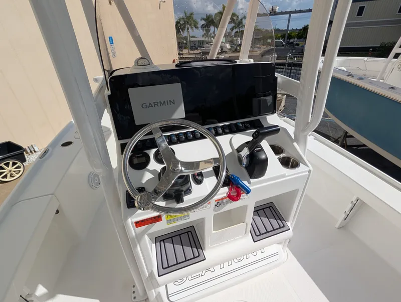 Slide: The Image of Sea Hunt BX 22 BR 2023 - 9