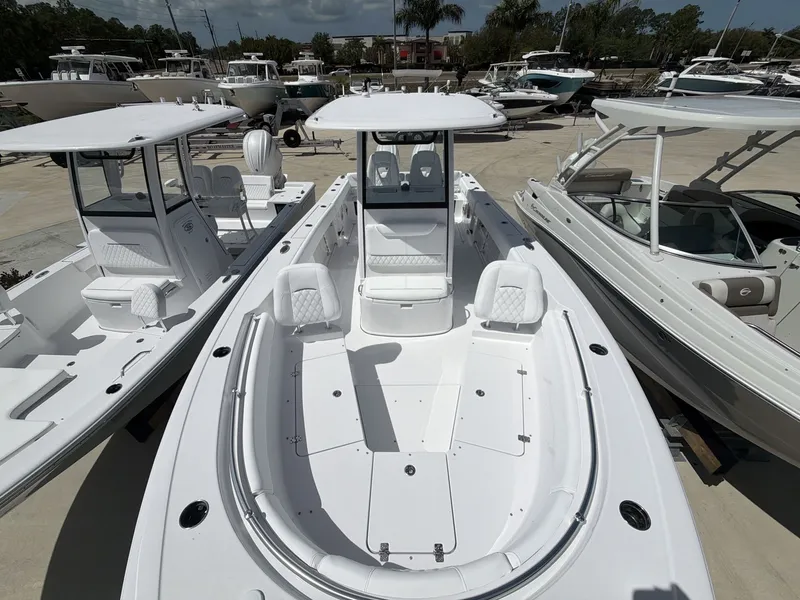 Slide: The Image of Sportsman Heritage 261 Center Console 2026 - 16