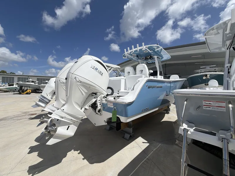 Slide: The Image of Sportsman Heritage 261 Center Console 2026 - 5