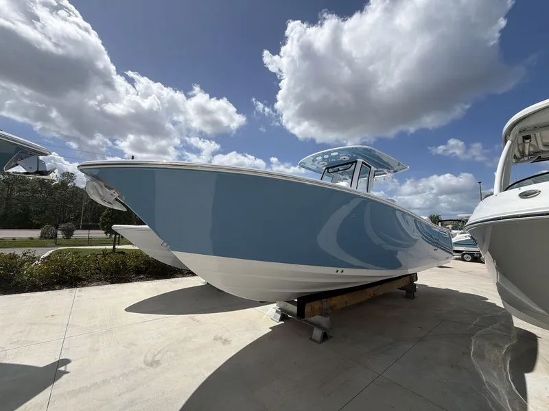 Slide: The Image of Sportsman Heritage 261 Center Console 2026 - 9