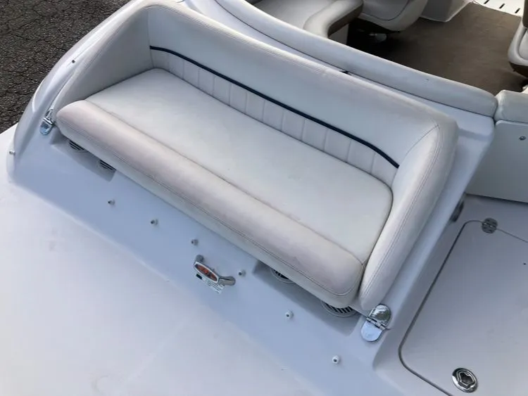 Slide: The Image of Seating area on a 2007 Four Winns 204 Funship boat. - 8