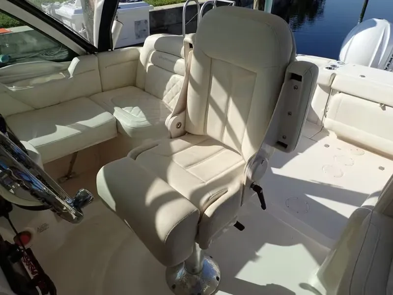 Slide: The Image of Grady-White Express 330 2020 - 11