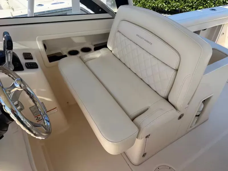 Slide: The Image of Grady-White Freedom 285 2019 - 19